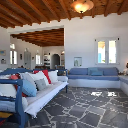 Villa Areti Tínos