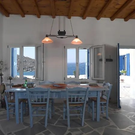 Villa Areti Tínos